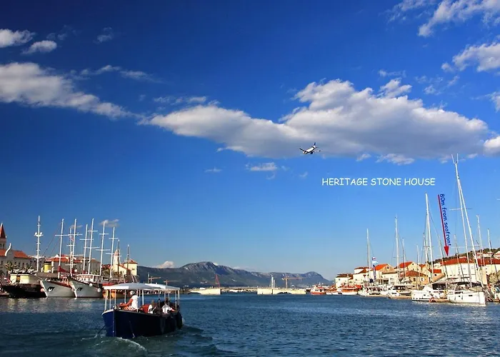 Heritage Stone House - Comfort, Terrace & Garden Τρογκίρ